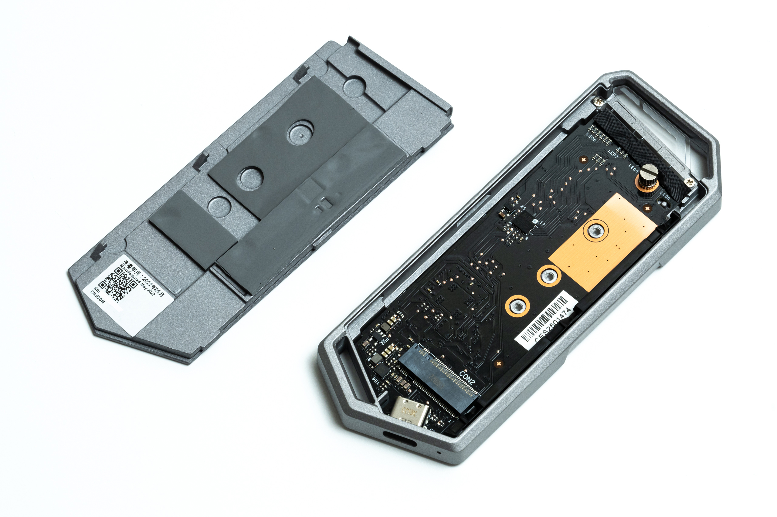 エヴァコラボの「ROG Strix Arion EVA Edition」がカッコいい | でこにく