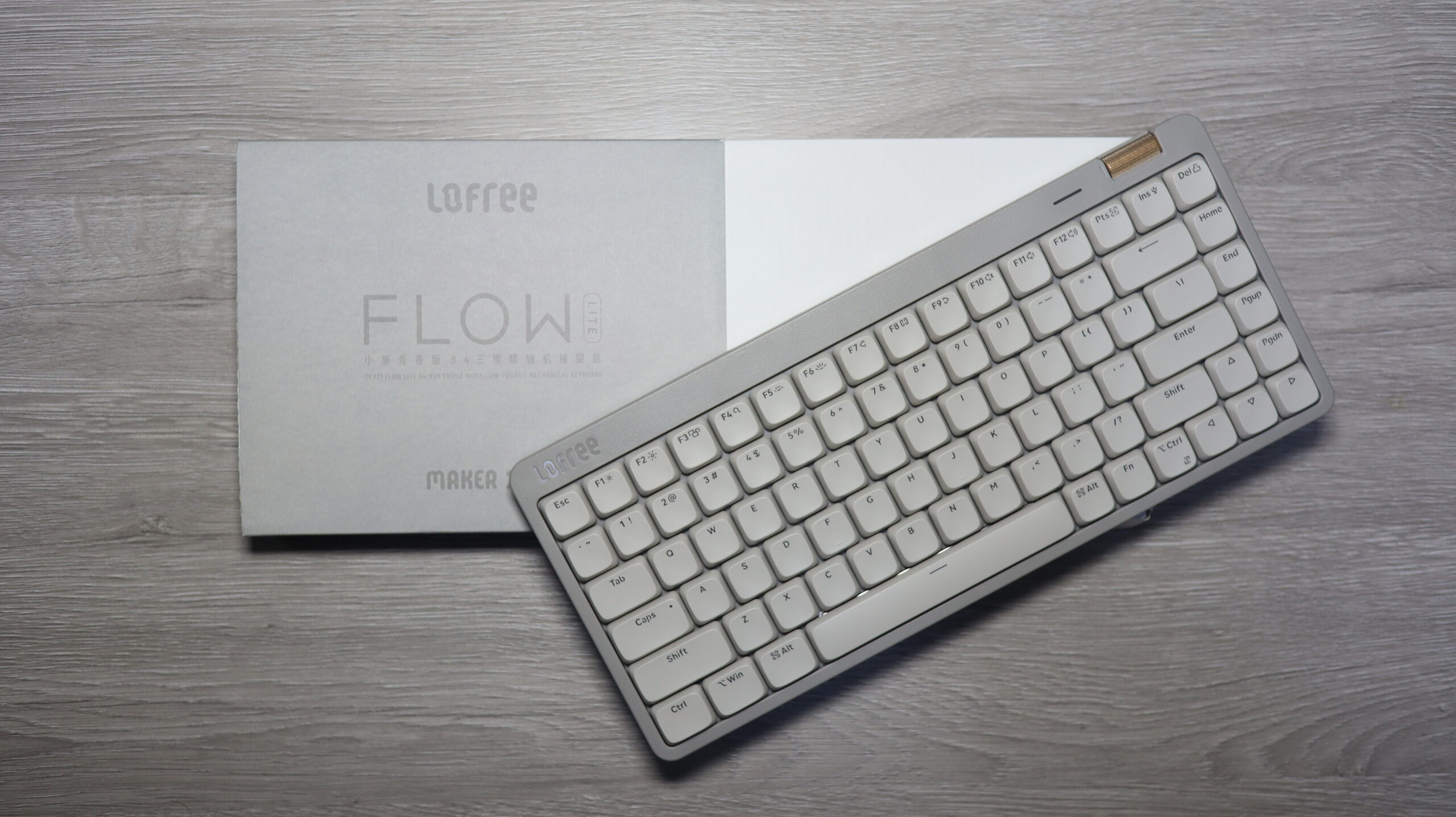 多機能、コンパクトなガスケットマウントのキーボードLofree Flow Lite