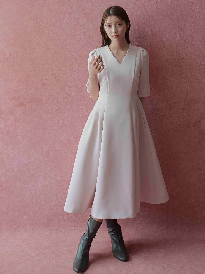Vネックフィット＆フレアワンピース(フォーマルワンピース)｜DRESS