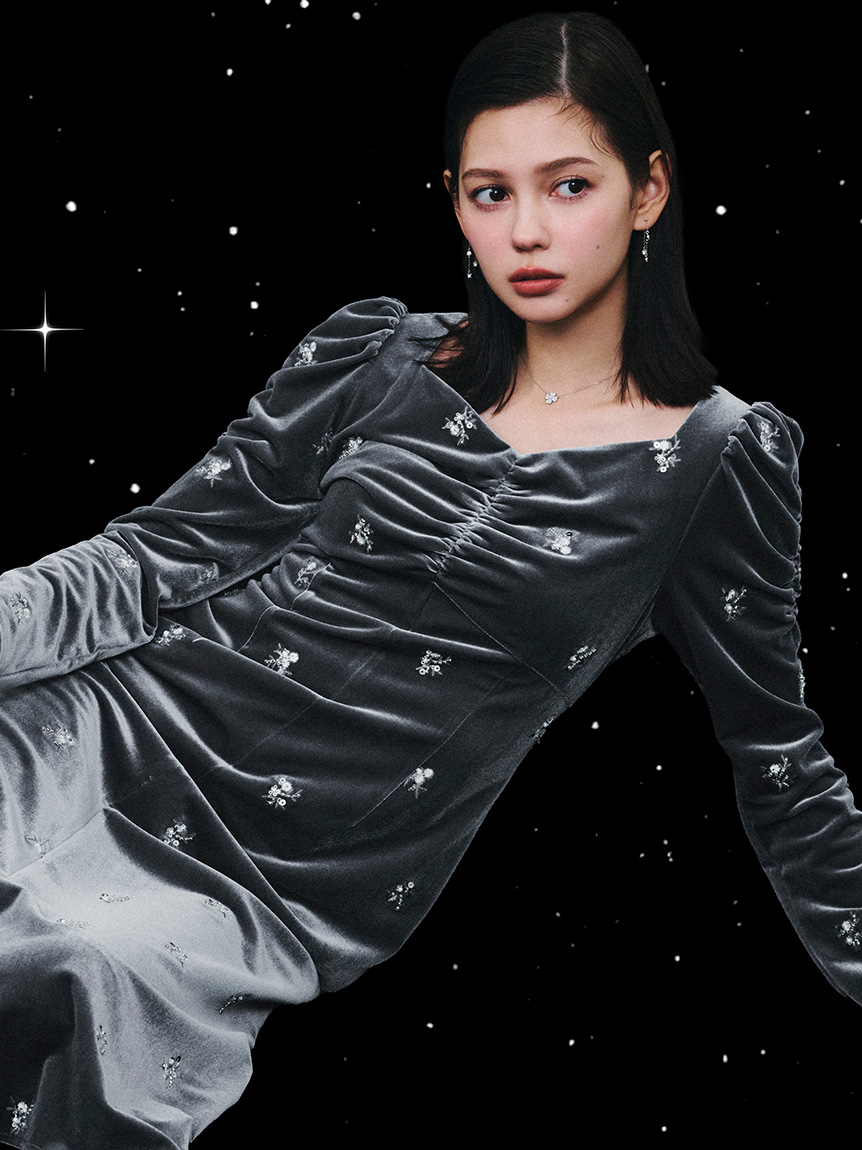 花柄刺繍ベロアワンピース(デイリーワンピース)｜DRESS（ドレス