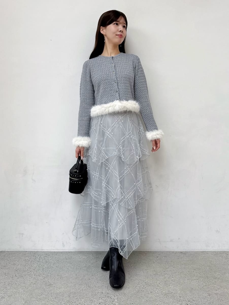 限定カラーあり】シルクカシミア混ファートリムカーディガン (ニット