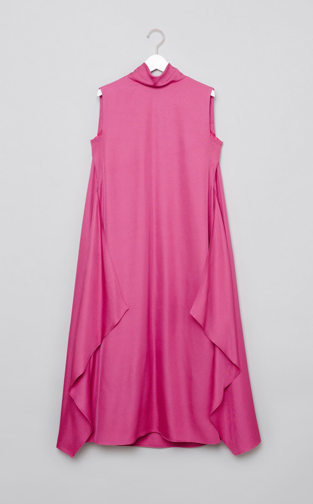 ykF｜シルクハイネックノースリーブワンピース