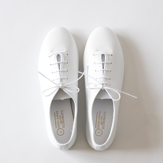 フラットシューズ JazzShoe White／CATWORTH（カットワース）｜愛着を