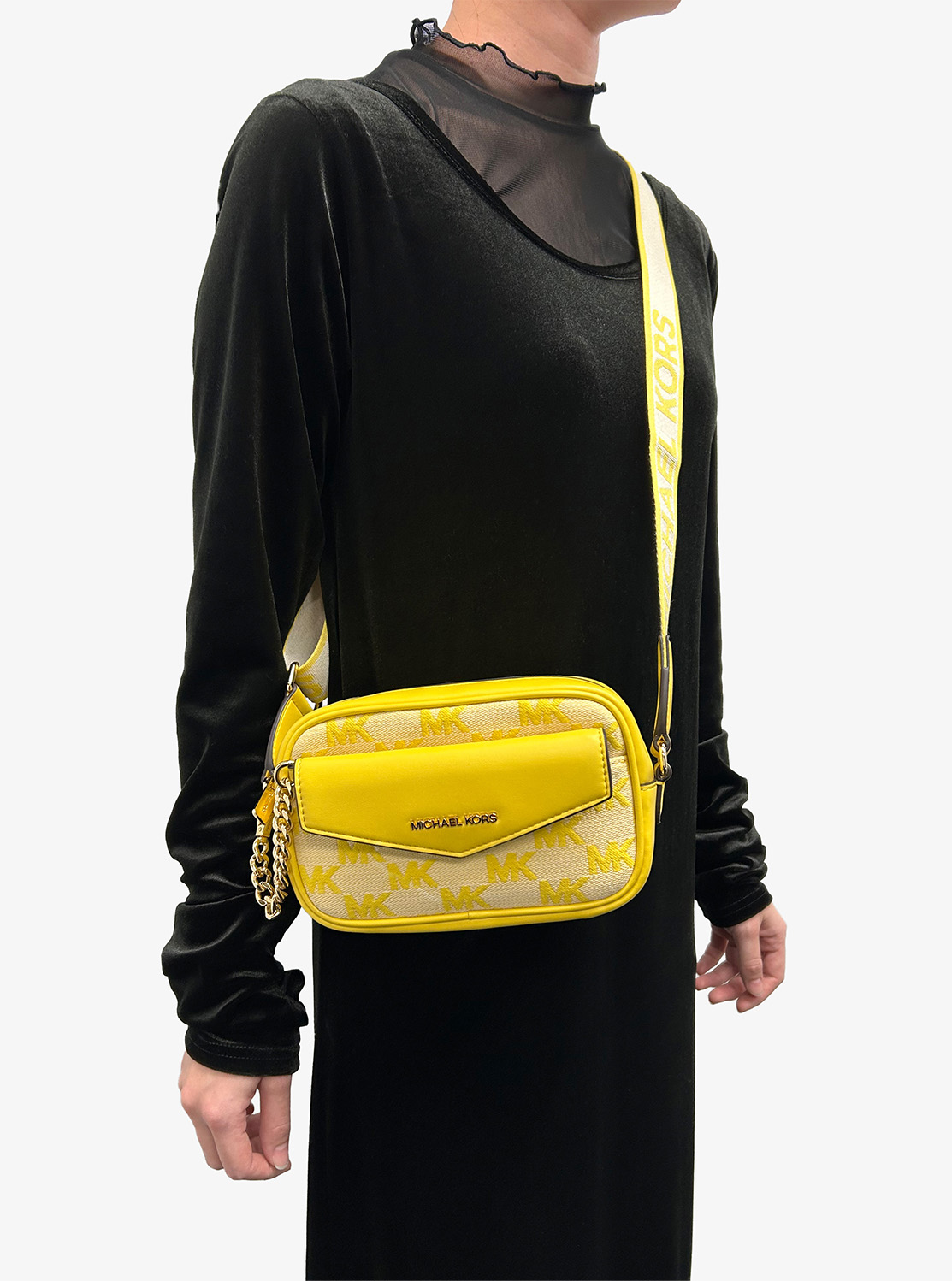 公式アウトレット】MAISIE 2 IN 1 カメラ クロスボディ スモール - MK