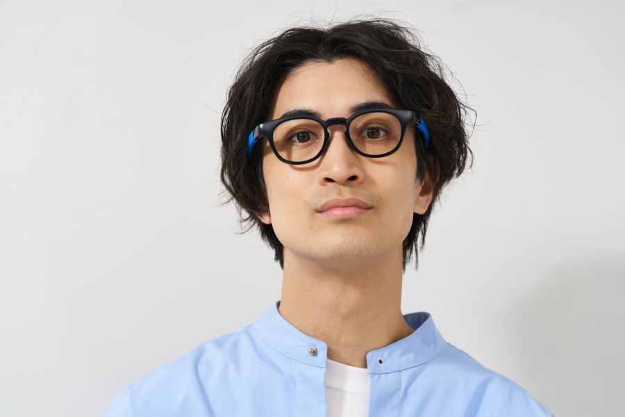 スペシャルプライス]ずれにくく厚みのあるウェリントンフレーム/JAPAN