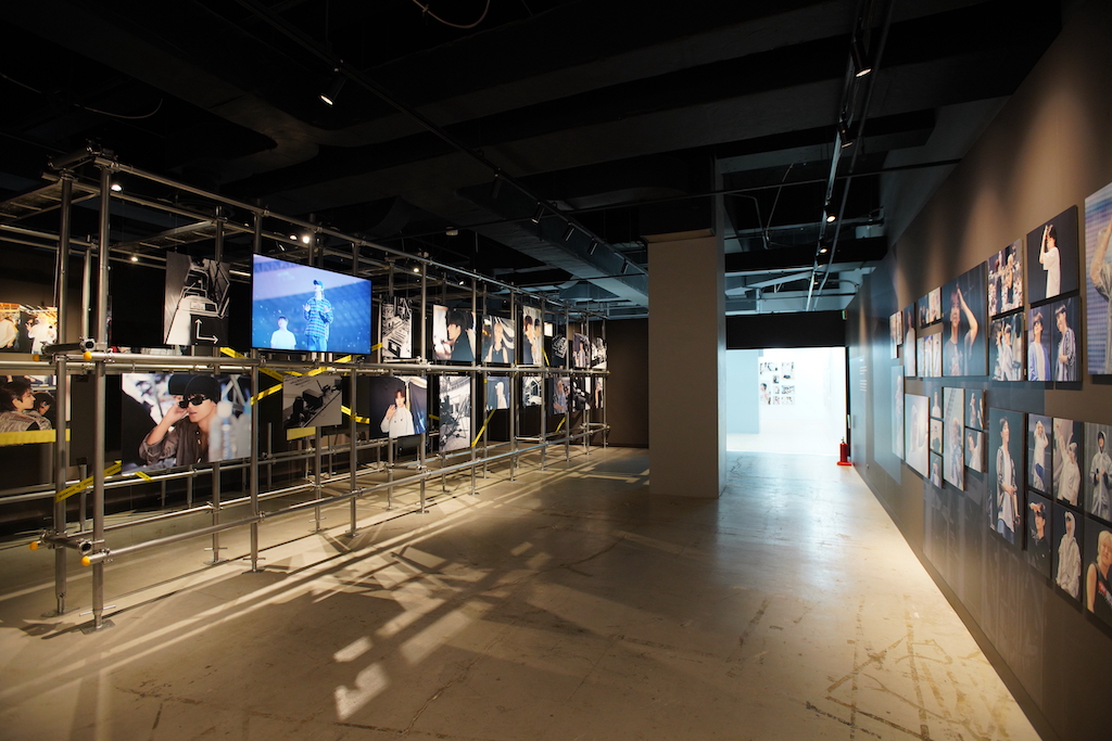 SEVENTEEN史上最多点数を誇る写真展 「[HYBE INSIGHT] SEVENTEEN