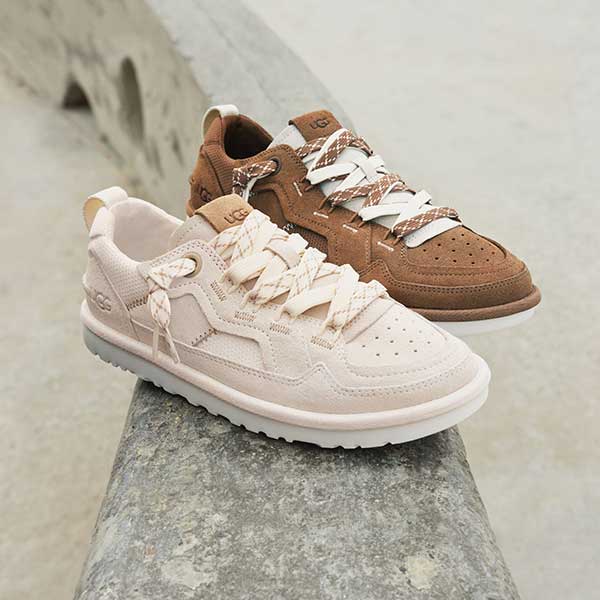 ダコタ ポンポン 1019015｜モカシン・ローファー｜UGG®（アグ）公式