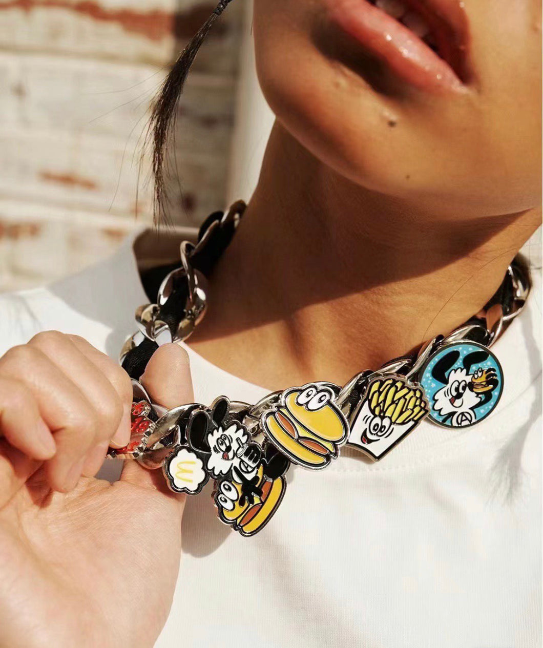 VERDY x McDonald's pin badges set – Designstoresyd