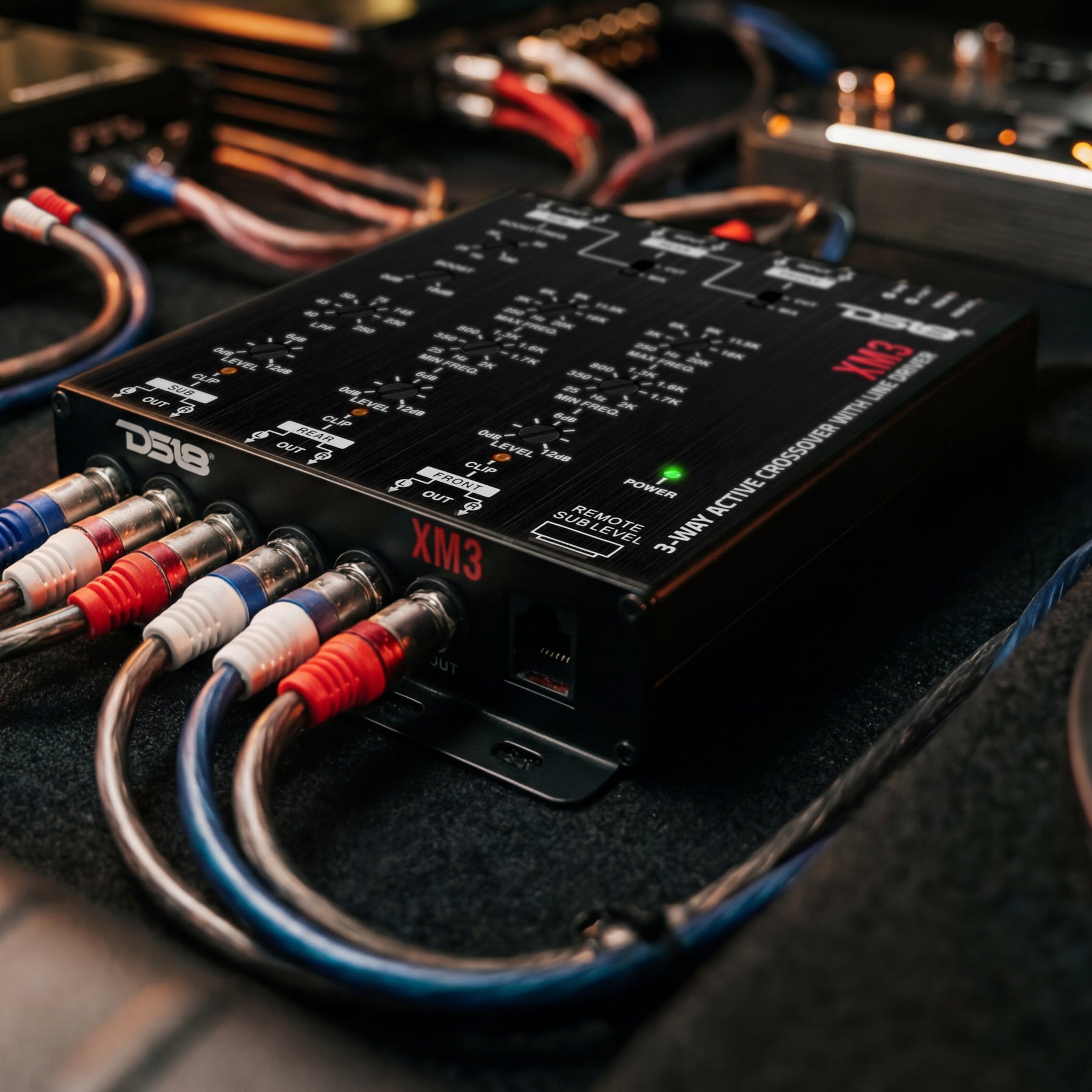 DS18 XM3 3-Way Active Crossover with Sub-Level Control. 3-way