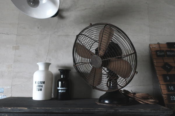 ビンテージ感漂う 昭和レトロ・ジャンクでおしゃれなレトロ扇風機の販売