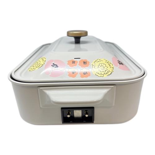 BRUNO (ブルーノ) コンパクトホットプレート ケサクーフラワー kippis