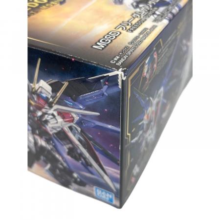 BANDAI (バンダイ) ガンプラ MGSD ZGMF-X10A フリーダムガンダム 機動