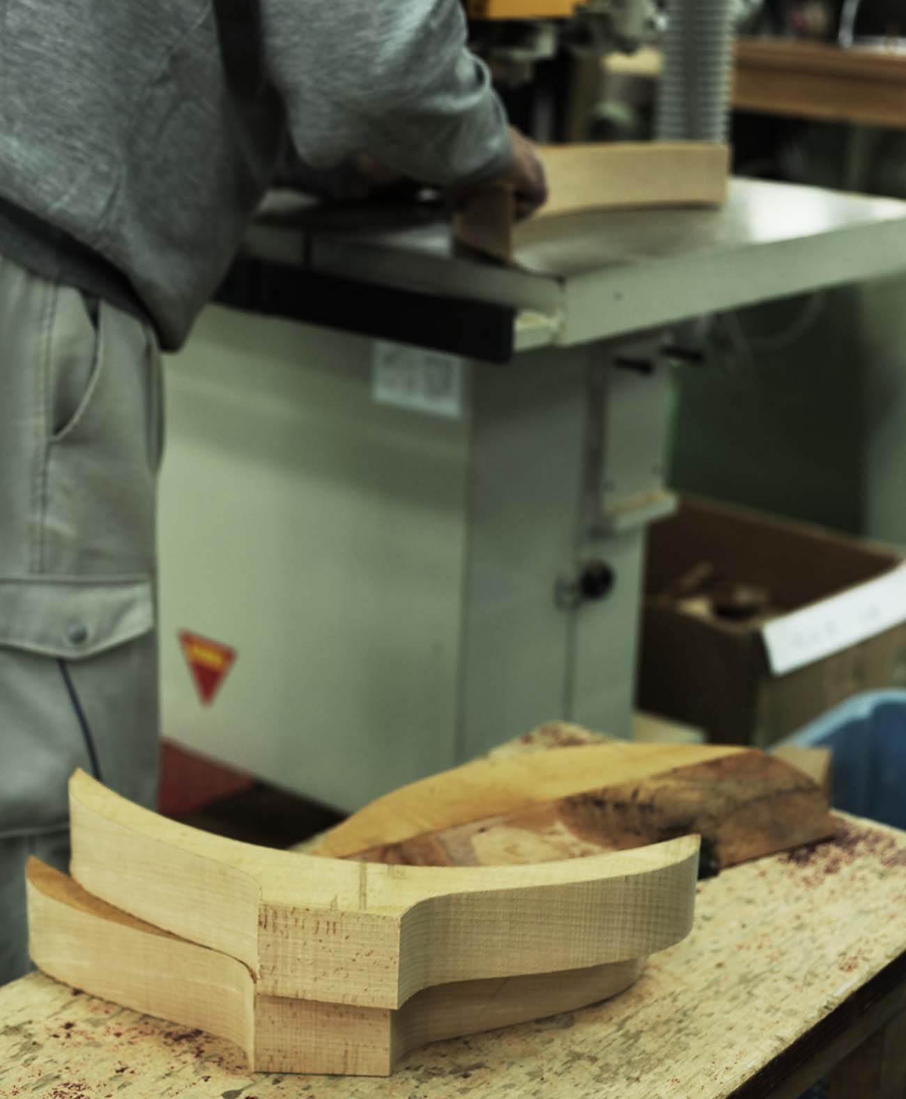 Hanger Luxury | Kadoya Official Online Shop | HF HANGER TY-1 / Brown