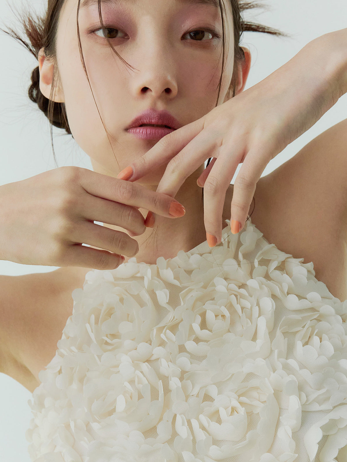 ボリュームフラワーモチーフアメスリトップス