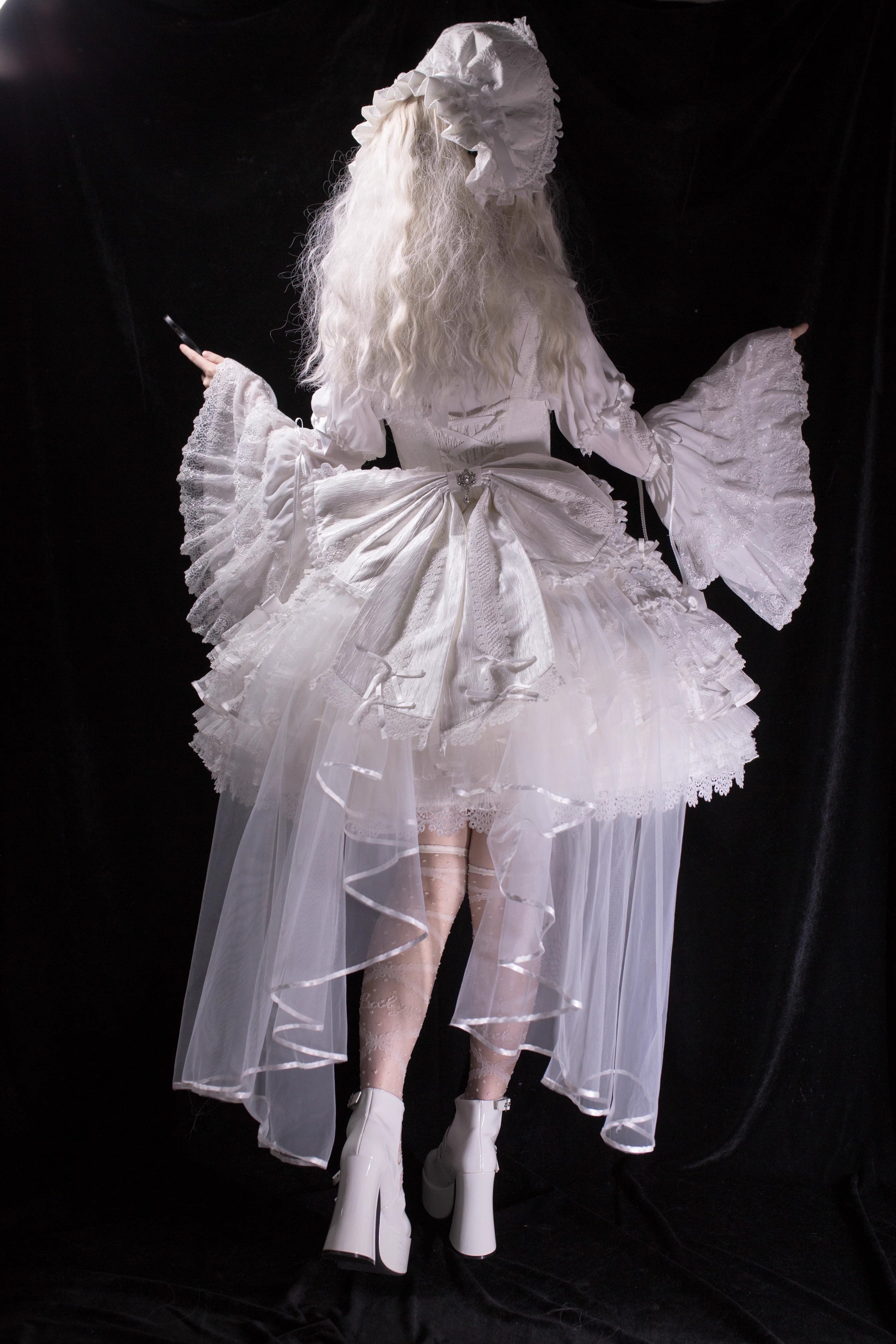 Praying Star ジャンパースカート【Flower Banquet】 – Epetice