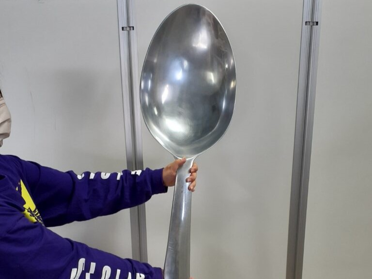 ビッグスプーンのレンタル業者ならイベント21！東京や大阪など全国対応