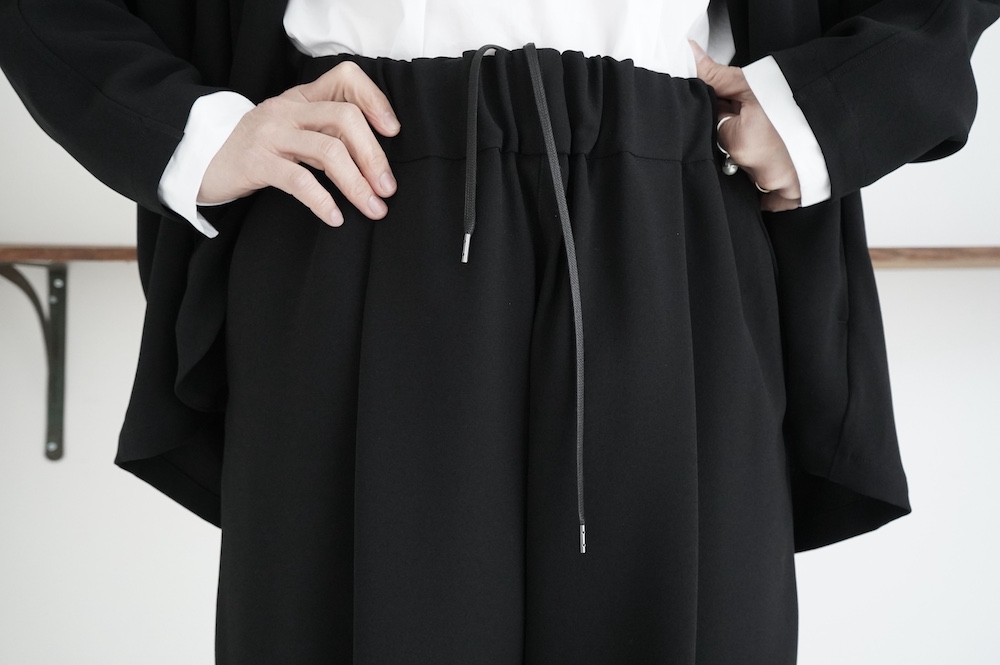 NO CONTROL AIR フォーマルダブルクロス裾絞りパンツ2026 annabelle