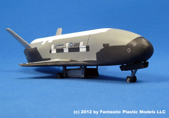 Boeing X-37B 1/72 ダイキャスト完成品宇宙機模型スペースプレーン