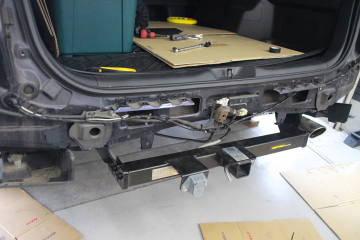 20ヴェルファイア ヒッチメンバー取り付け - カー用品持込取り付け専門