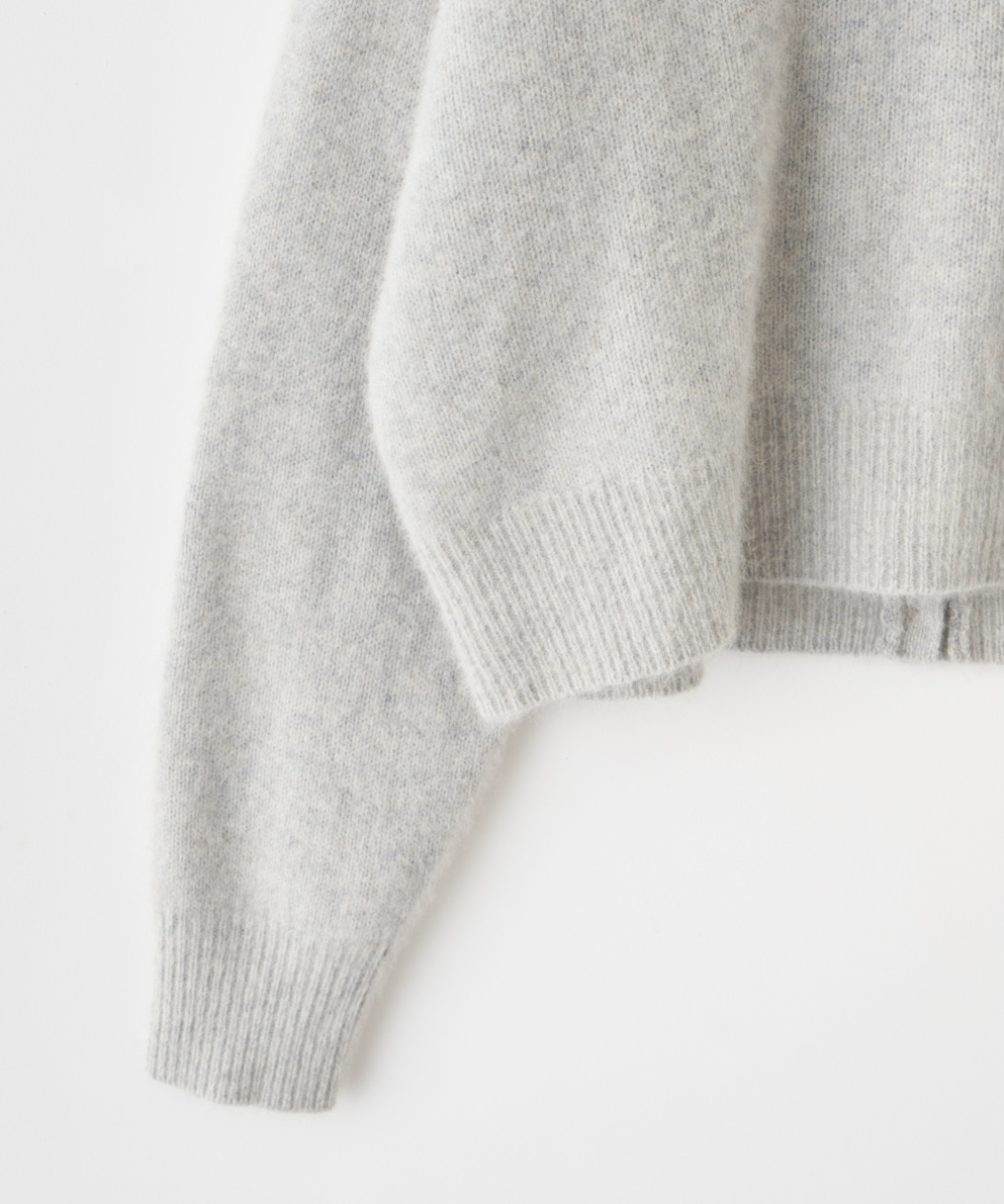 FOX混Vネックニットプルオーバー｜Stola.（ストラ）公式通販サイト