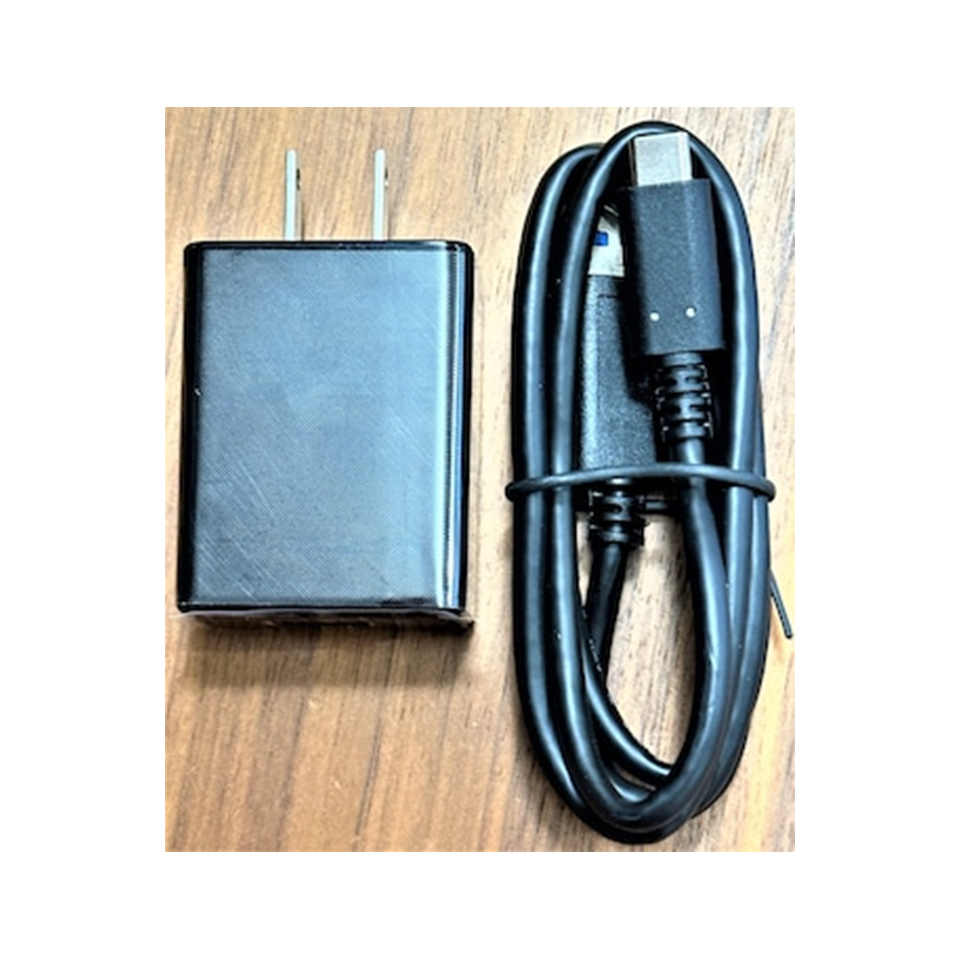 富士ソフト FS040W純正ACアダプター＆USBケーブルセット | モバイル