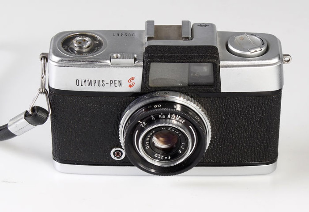 Olympus Pen EE S | Foticos Collection