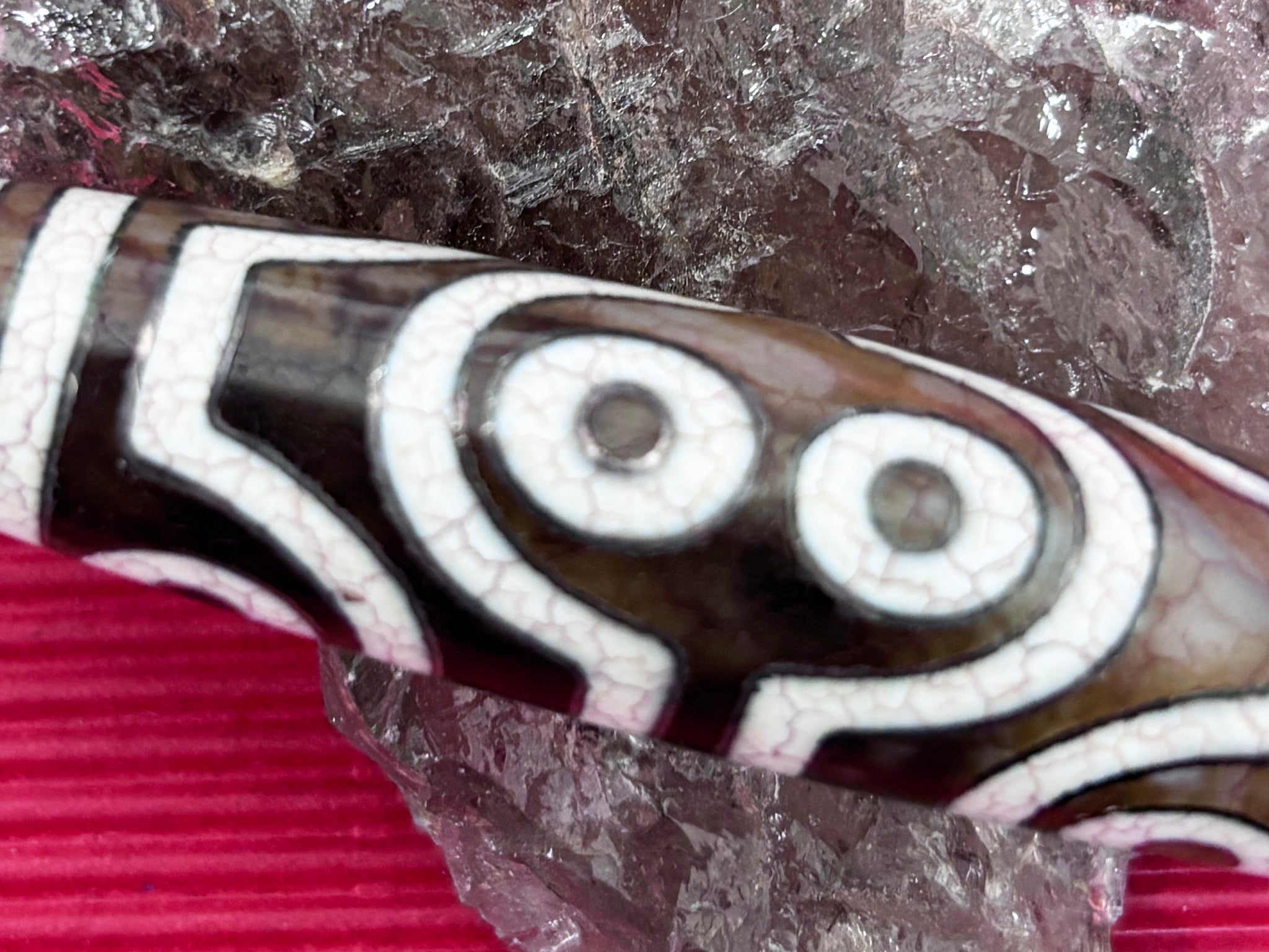 老礦銀線入り天珠・水紋八眼天珠 – 天然石の店 ふうちゃん