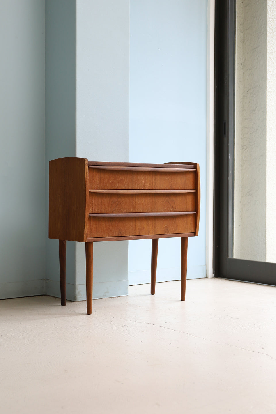 デンマークヴィンテージ 3段 スモールサイドチェスト チーク材 北欧