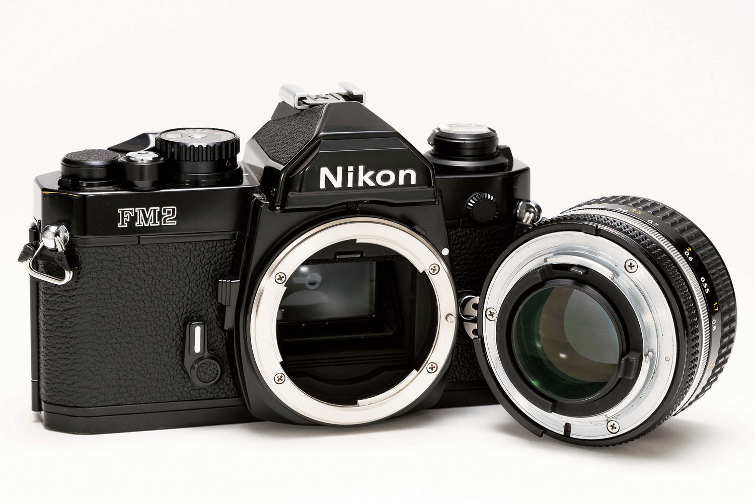 Nikon FM2 フィルム一眼レフカメラ ニコンNew FM2 シンプルかつ