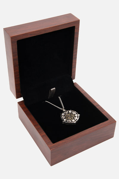 THE WITCHER YENNEFER MEDALLION WITH BOX – CD PROJEKT RED Gear