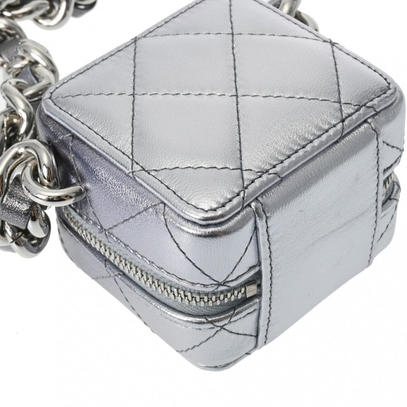 シャネルキューブ チェーンショルダー 42976 シルバー レディース