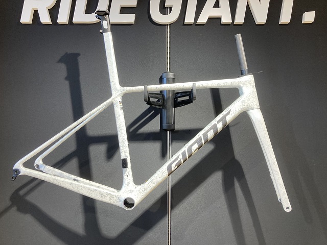 TCR ADVANCED SLのフレームセットが再入荷しました！ ｜ ジャイアント