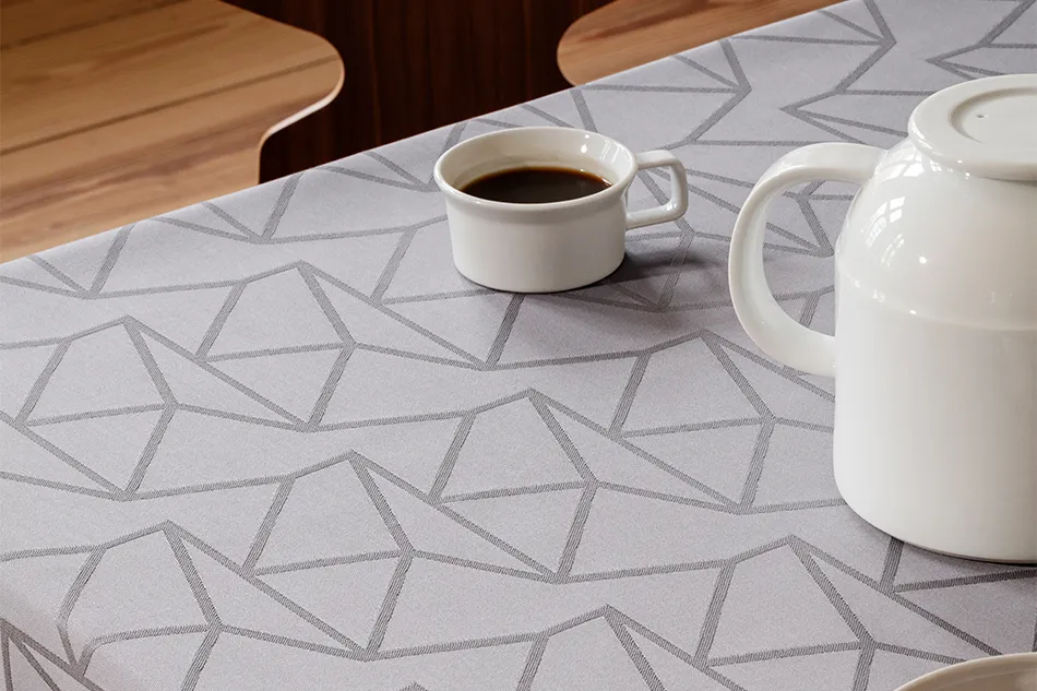 Damask TableCloth “Arne Jacobsen”（ダマスク テーブルクロス アルネ