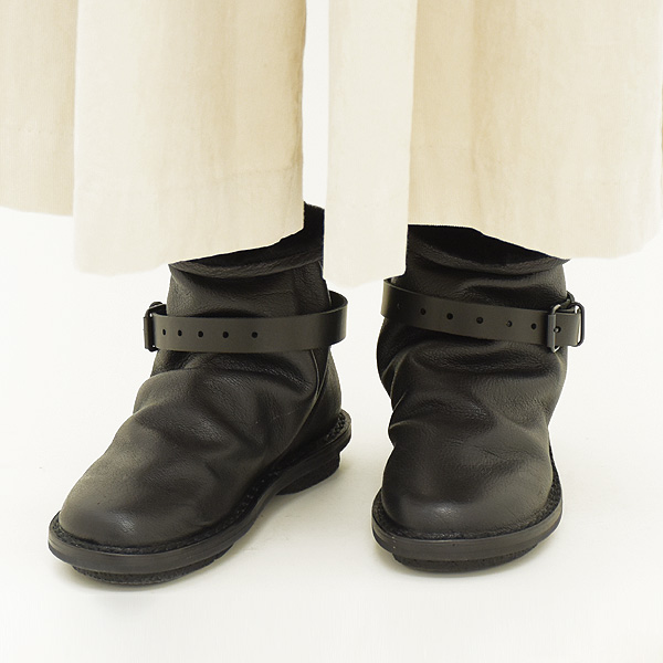 trippen ボム 36 ブラック レザーブーツ ベルト付き trippen｜ボム