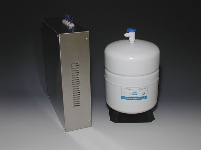 スリム型逆浸透膜浄水器/RO-USC80P 電動ポンプ付 | 家庭用アンダー