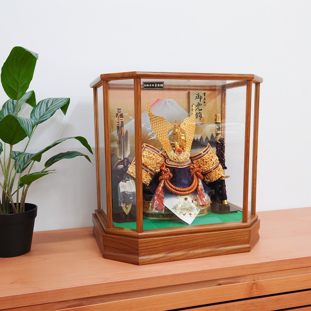 甲冑兜本物こどもの日桐箱入り撮影