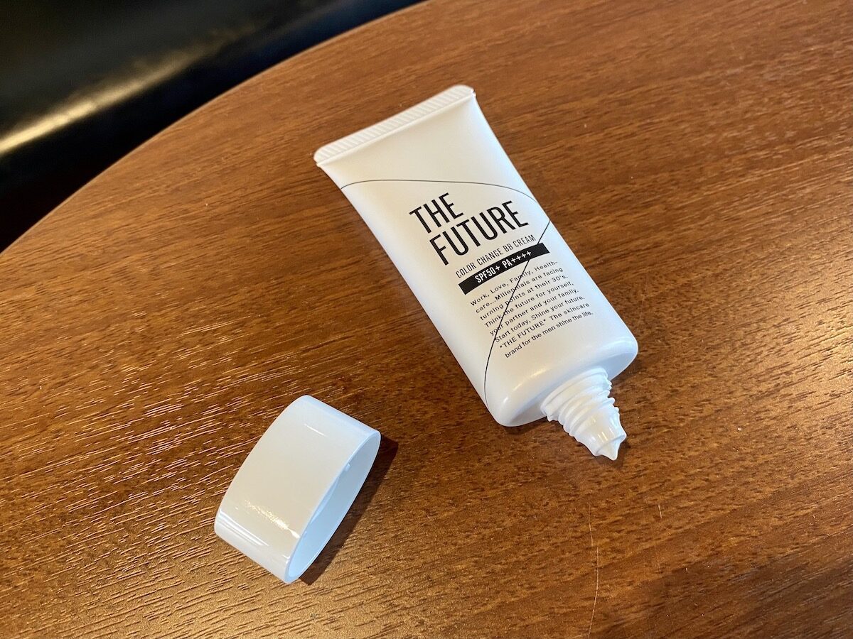 どんな肌色にも変化するBBクリームメンズ特有の悩みをカバー | Cheer