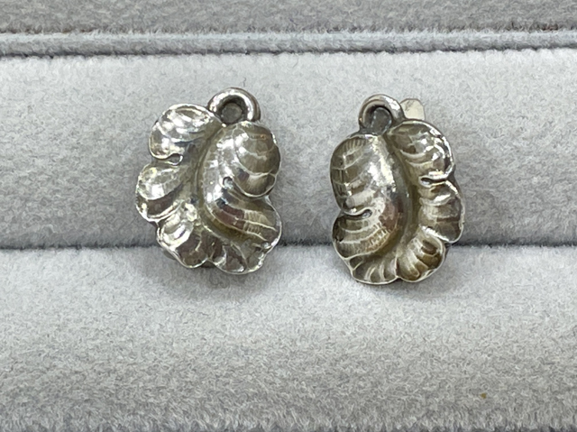 ジョージジェンセン ブローチ シルバー925 8.2g 413 をリアルタイム