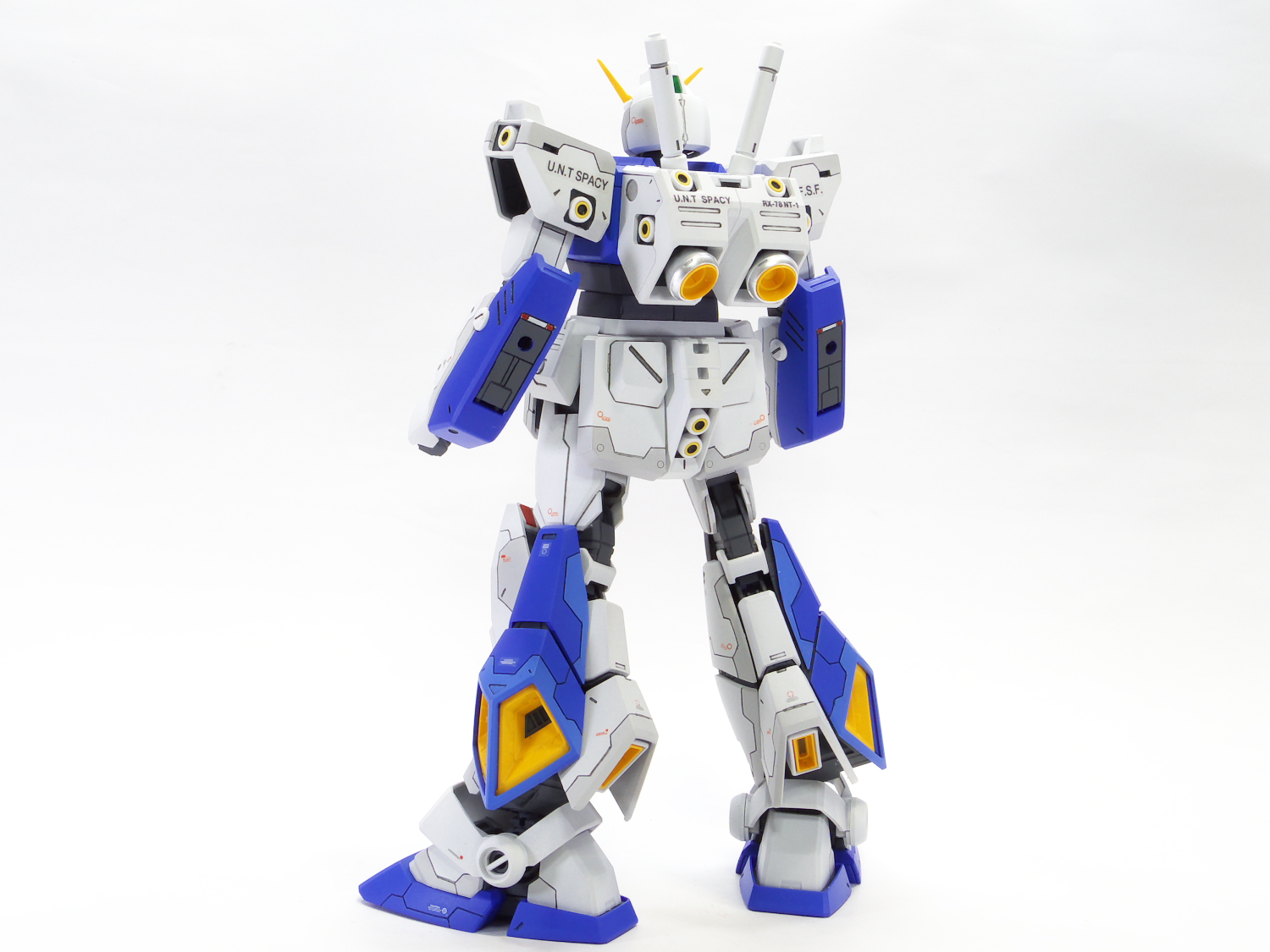 MG ガンダム NT-1 アレックス ver.2.0｜gunplacraftさんのガンプラ作品