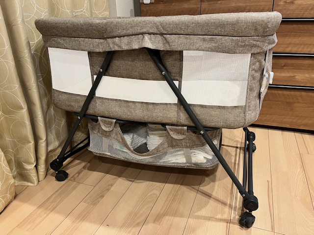 折りたたみができるZOOBLYのベビーベッドの口コミは？6か月間使用した