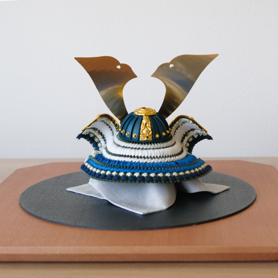 京錦兜セット】献上手染友禅之兜飾り 京錦【卓上こいのぼり京錦セット