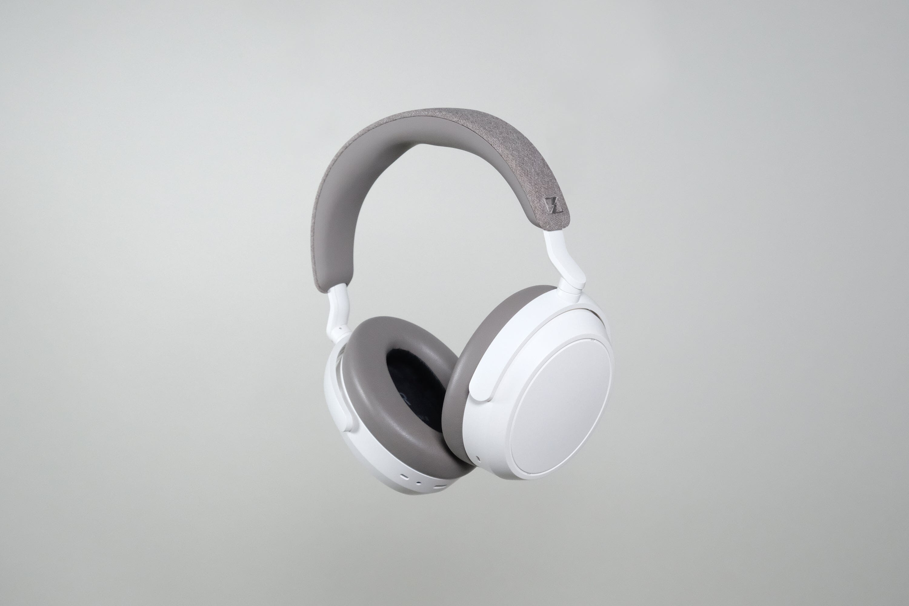 Sennheiser MOMENTUM 4 Noise-Canceling Wireless Headphones