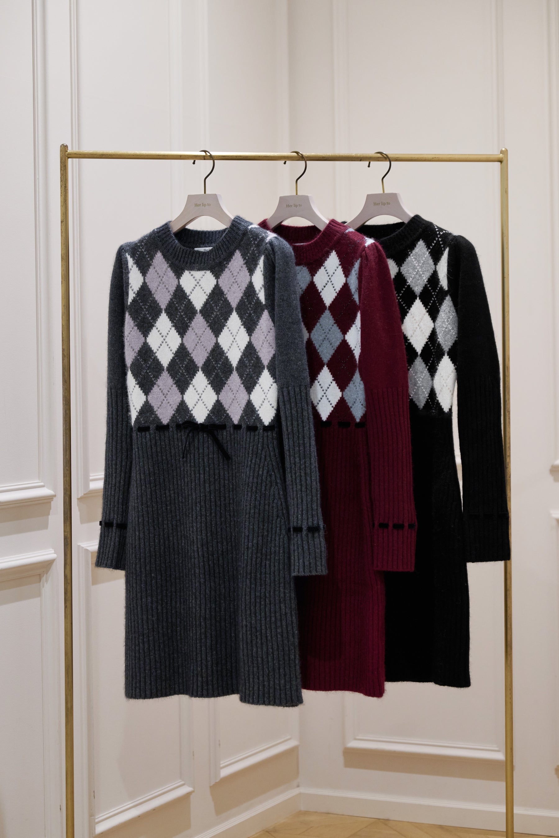 新色】Moor Argyle Ribbon Knit Dress