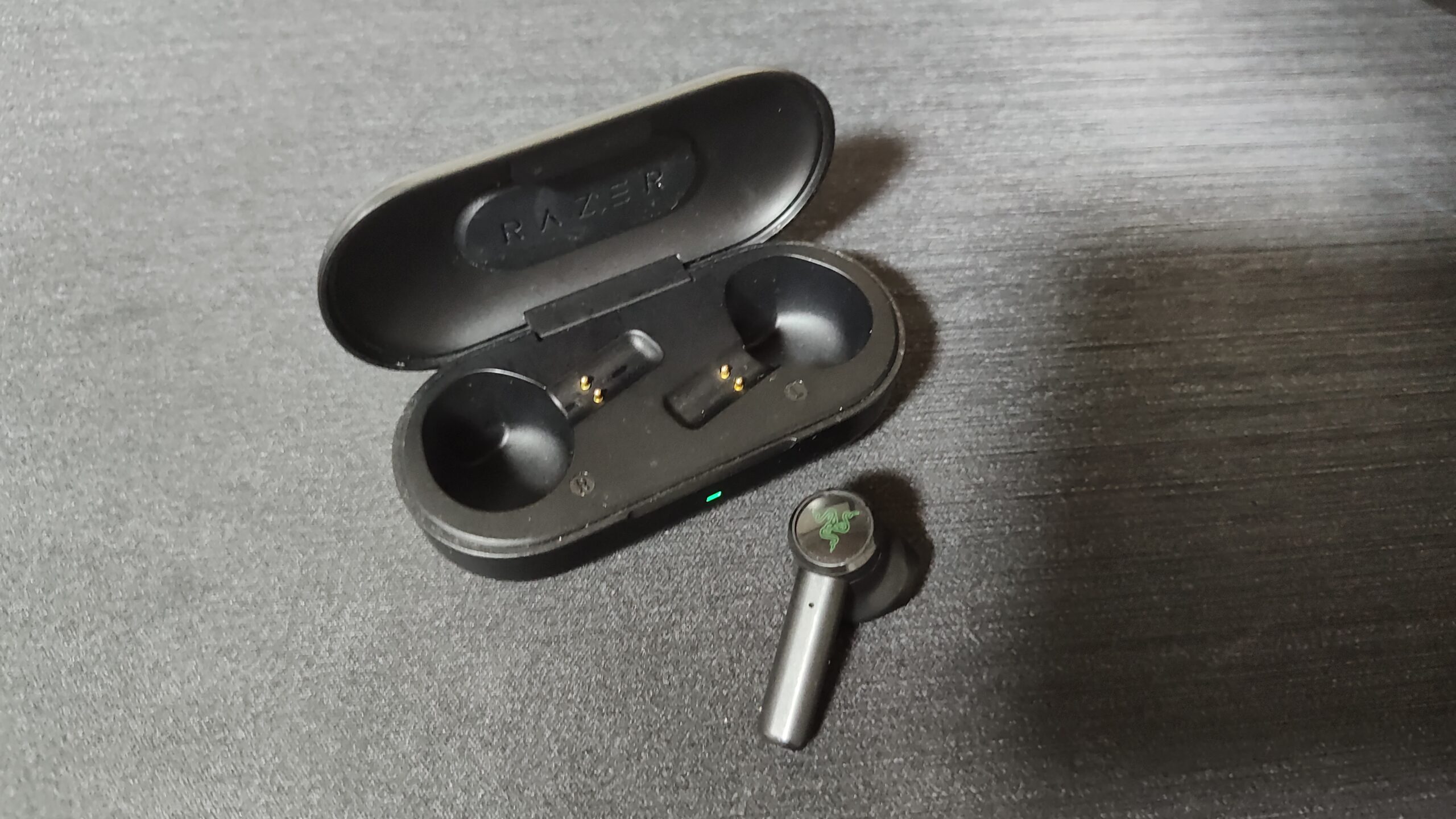 レビュー】Razer Hammerhead True Wirelessを2年間使用した感想 | ひ
