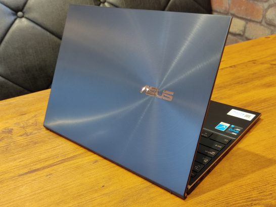 ZenBook S UX393EA 画面比率3：2の実用的なプレミアムノートPC | hipc.jp