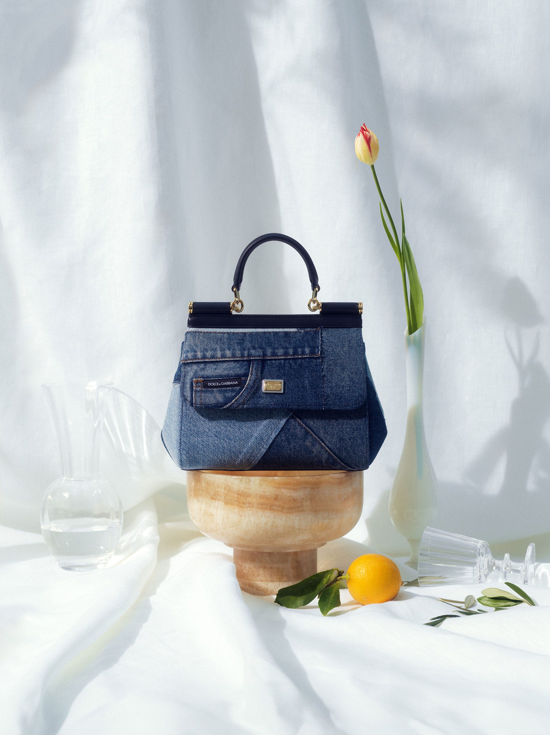 春カラーに心弾む、ドルチェ&ガッバーナのバッグ＆レザーグッズ