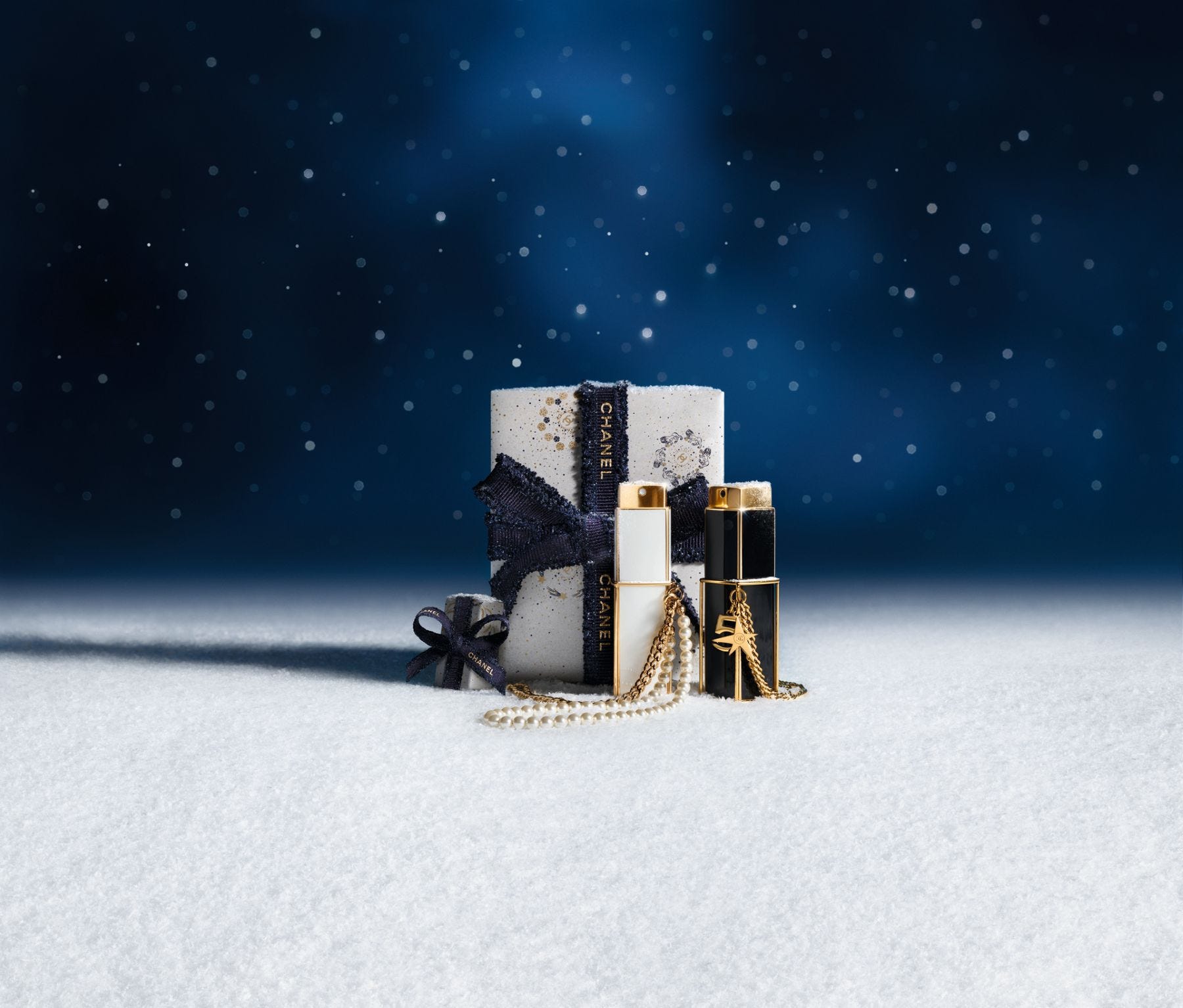 シャネル×クリスマスコフレ2025】発売日は？｜星空の輝きをまとう限定