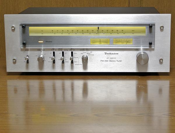 Technics ST-8600