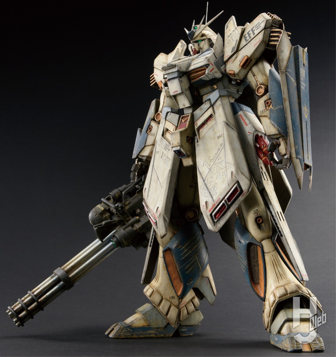 MG ザクの内部フレームをランナーのまま塗装!? お手軽ですぐにカッコ