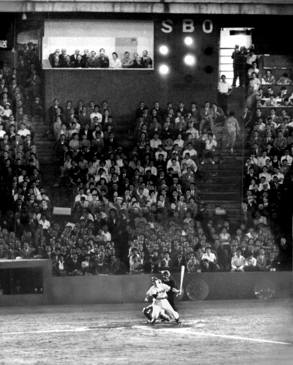 再録】巨人・長嶋茂雄がサヨナラ天覧アーチ…今でも語り継がれる伝説の